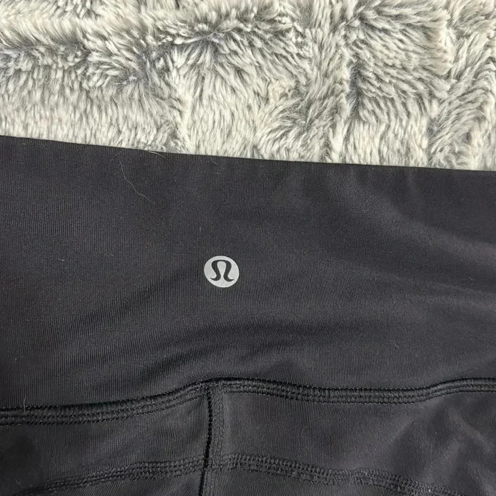 Lululemon Black Cropped Leggings